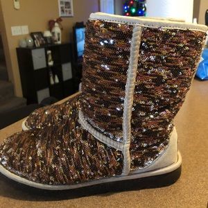 Sequin Uggs Reversible Champagne